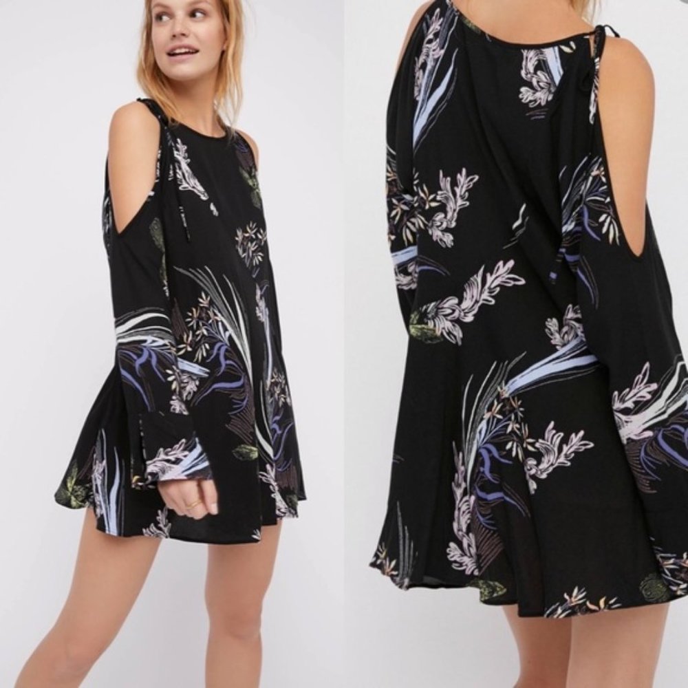HP🎉Free People Clear Skies Cold Shoulder Dress